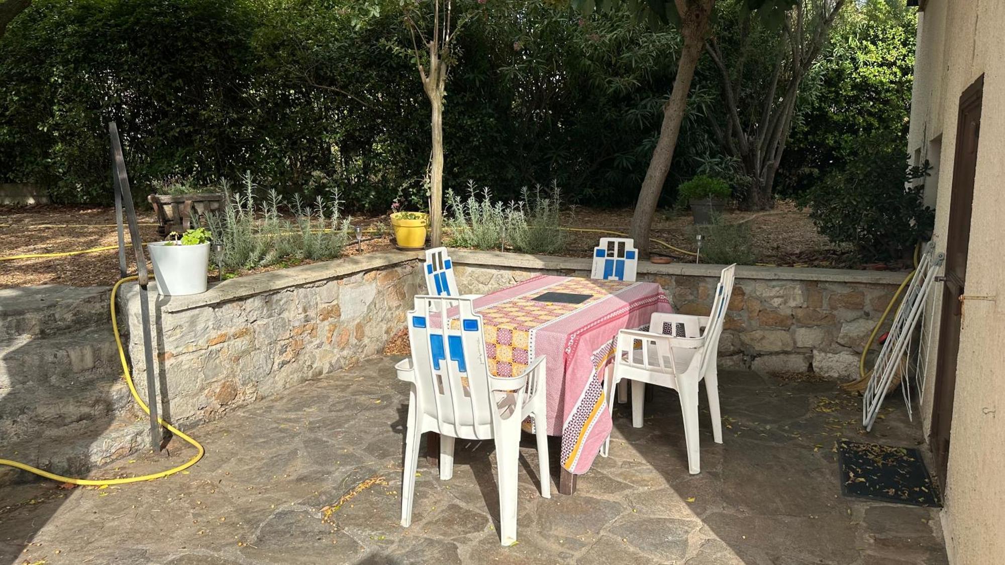 Appartement Jardin & Terrasse Ombragee - T2 Cozy Et Paisible à La Garde  Extérieur photo
